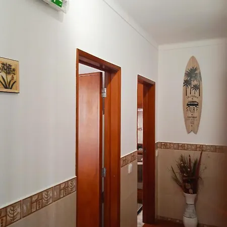 Inviting 2-bed In Apartment