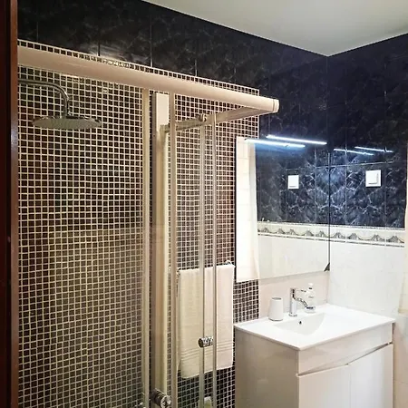 Inviting 2-bed In * Nazare