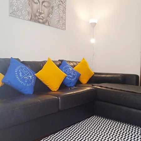 Inviting 2-bed In Nazare