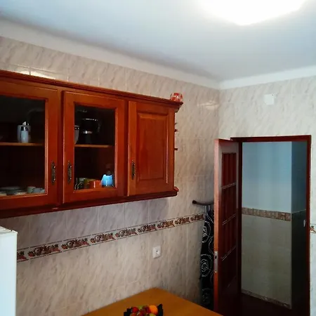 Apartment Inviting 2-bed In *