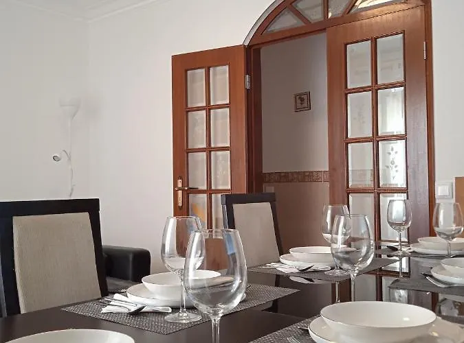 Apartment Inviting 2-bed In