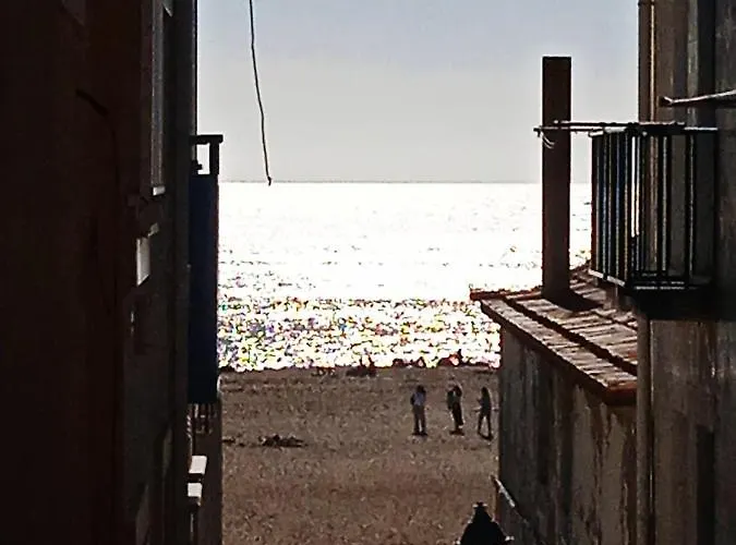 Inviting 2-bed In Nazare