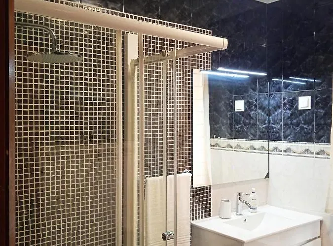 Inviting 2-bed In * Nazare