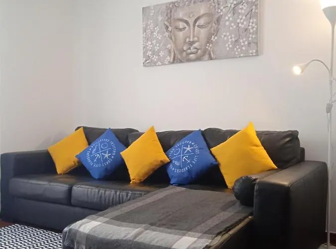 Inviting 2-bed In * Nazare