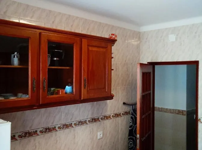 Apartment Inviting 2-bed In *