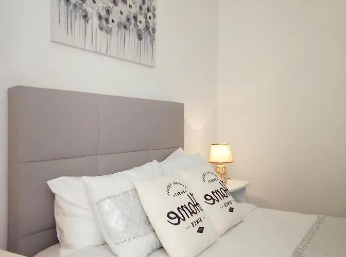 Inviting 2-bed In Nazare